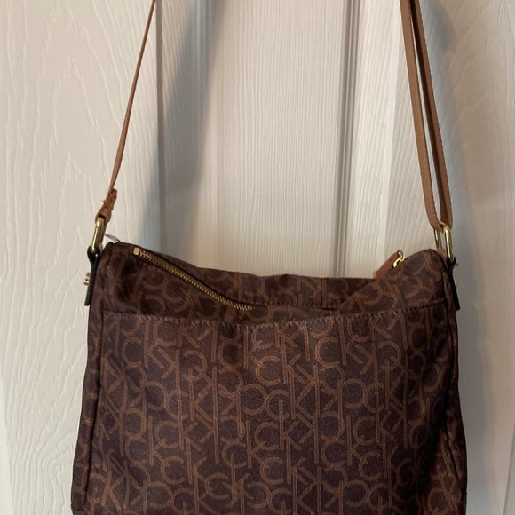 Calvin Klein Crossbody Purse - Picture 4 of 6